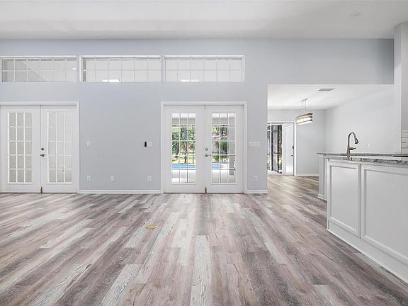 5th image of 1836 Whispering Pines Cir
