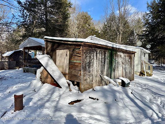 4th image of 40 Potic Creek Road
