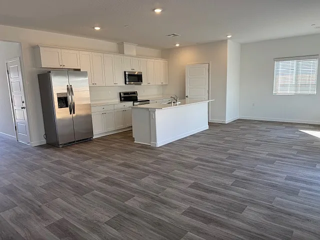 3272 Amistad Ave — Photo 3