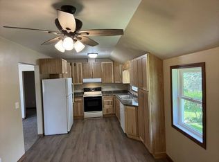 221 E 1st St, Gillett, WI 54124