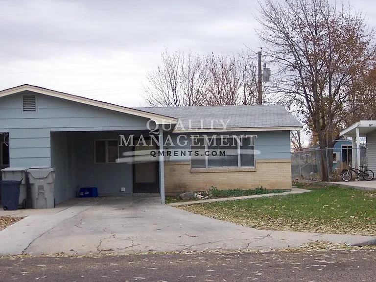 41 S Rowena St — Photo 1