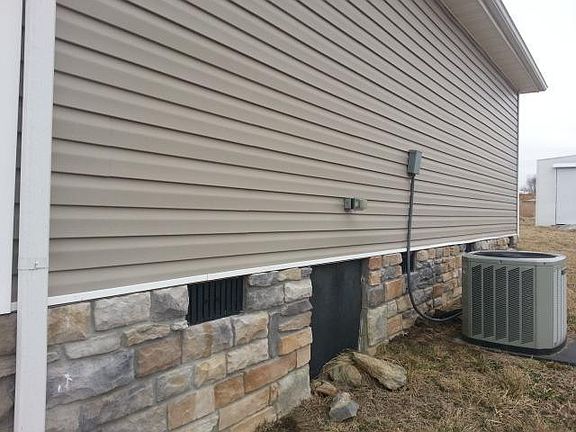 3rd image of 173 Thoroughbred Way