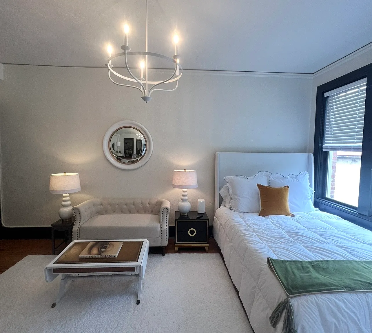 Studio, 306 sqft, $2,200 — Photo 1