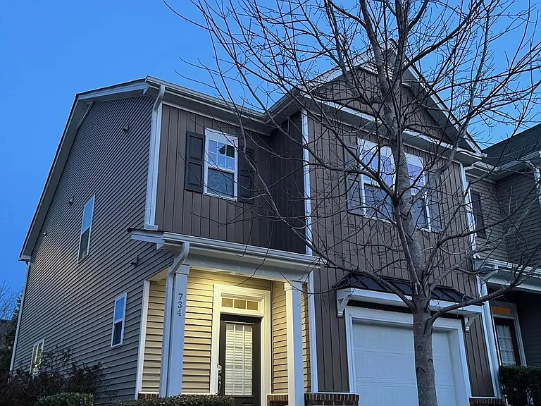 734 Silver Stream Ln — Photo 2