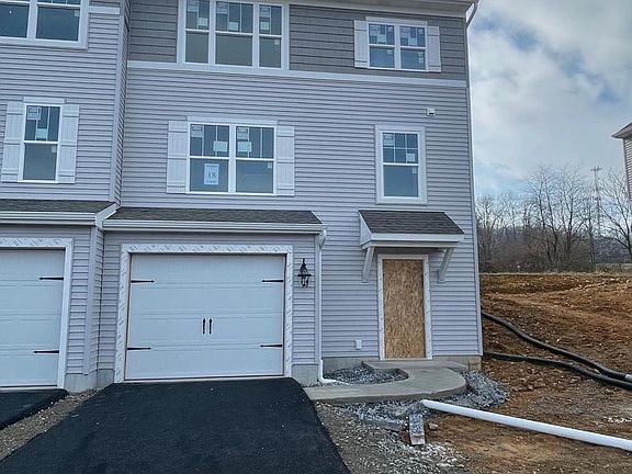 3rd image of 434 Smokering Dr Lot 18