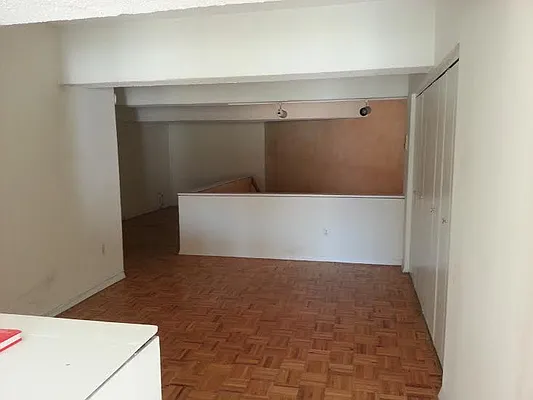 Rented by Mosh Realty | media 20