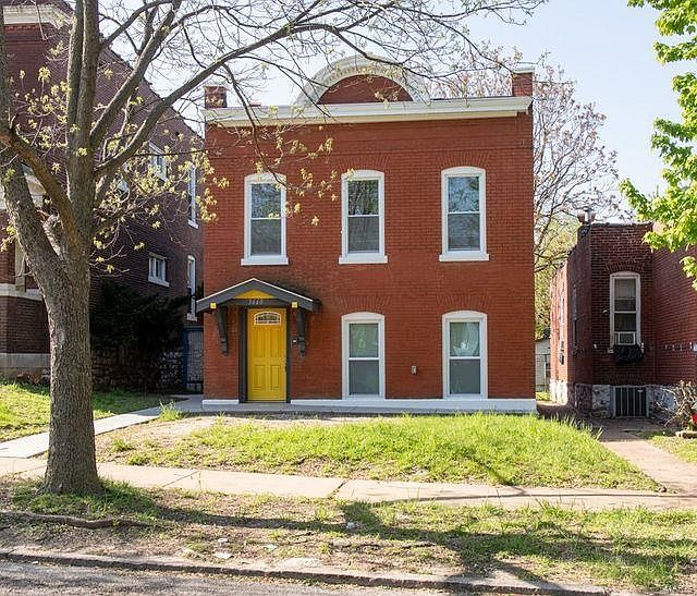 1st image of 3660 Liermann Ave
