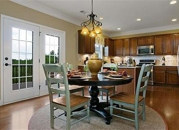 Breakfast Nook
