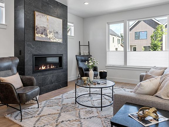 4th image of 1019 W Linda Ave Lot 36