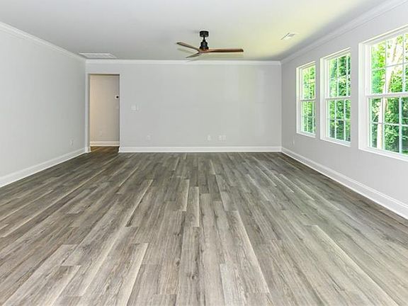 5th image of 5005 & 5009 Pheasant Dr