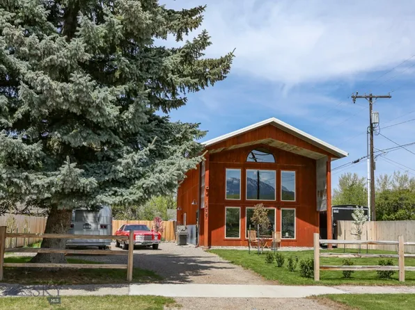 1007 E Geyser St, Livingston, MT 59047