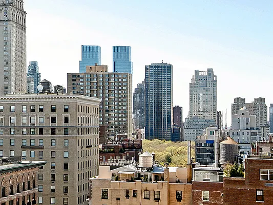 Sold by Sotheby's International Realty | media 15