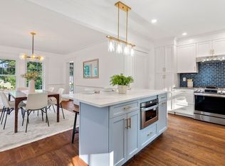 4 Clement Ave, West Roxbury, MA 02132