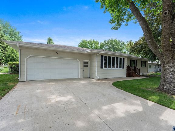 2nd image of 5504 W 51st St