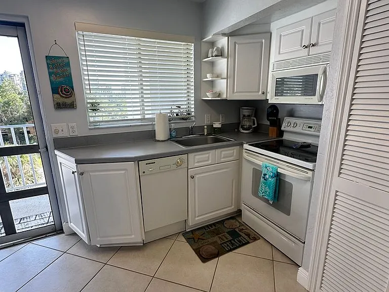 377 Vanderbilt Beach Rd #303 — Photo 6