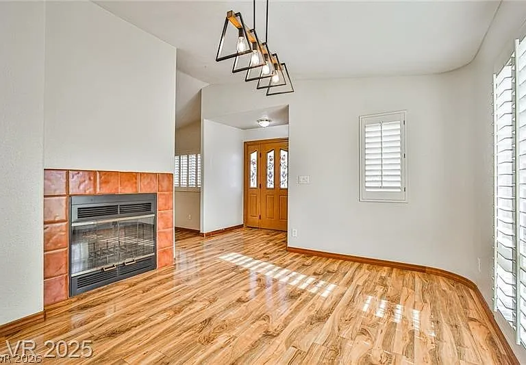 6315 N Park St — Photo 9