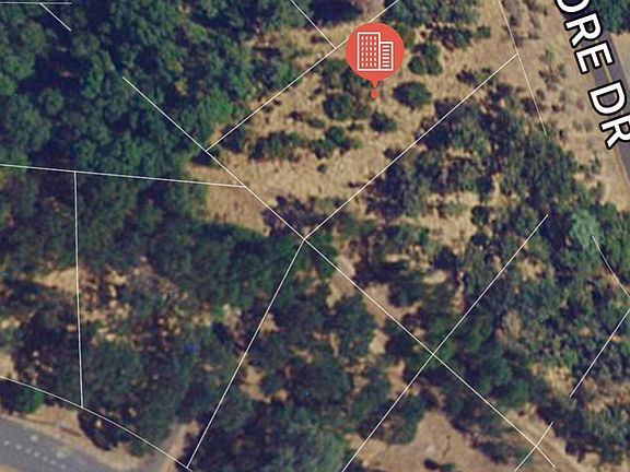 2nd image of 4860 Lakeshore Dr