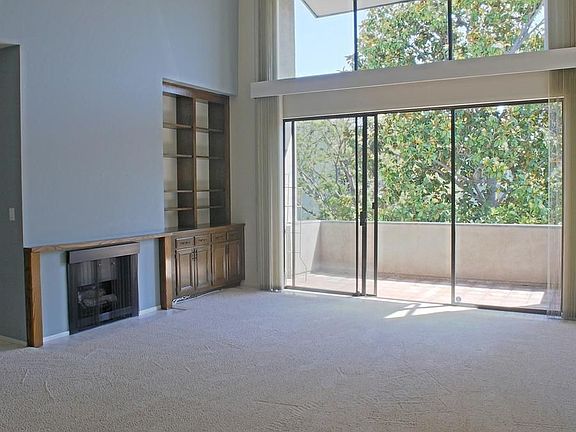 3rd image of 1505 S Bentley Ave APT 301