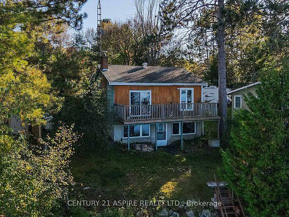 3rd image of 751 Rock Point Ln