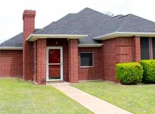 614 Overhill Rd, Granbury, TX 76048