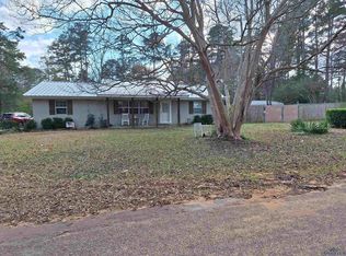 110 E Forsythia St, Ore City, TX 75683