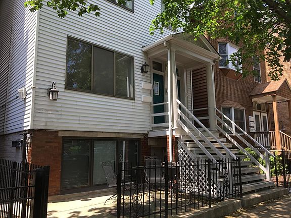 4th image of 2512 N Southport Ave APT 2F