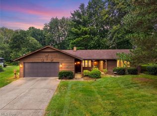 4936 Gate Moss Oval, North Ridgeville, OH 44039