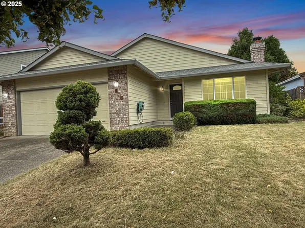573 SE 73rd Ave, Hillsboro, OR 97123