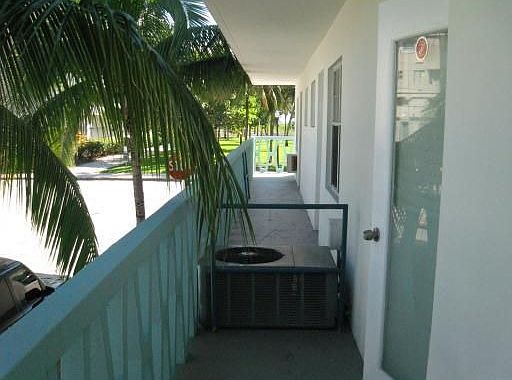 4th image of 260 Ocean Dr APT 2