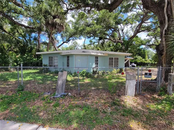 1375 Myrtle St, Sarasota, FL 34234