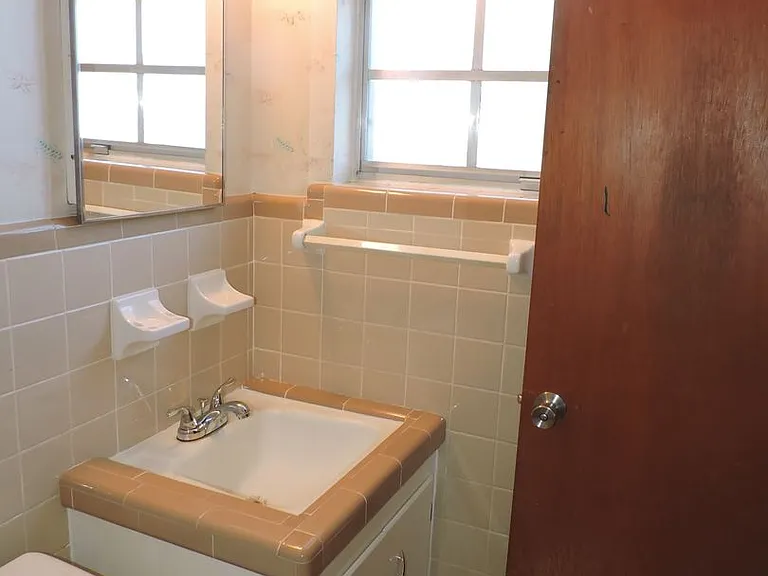 8220 Excelsior Dr — Photo 15