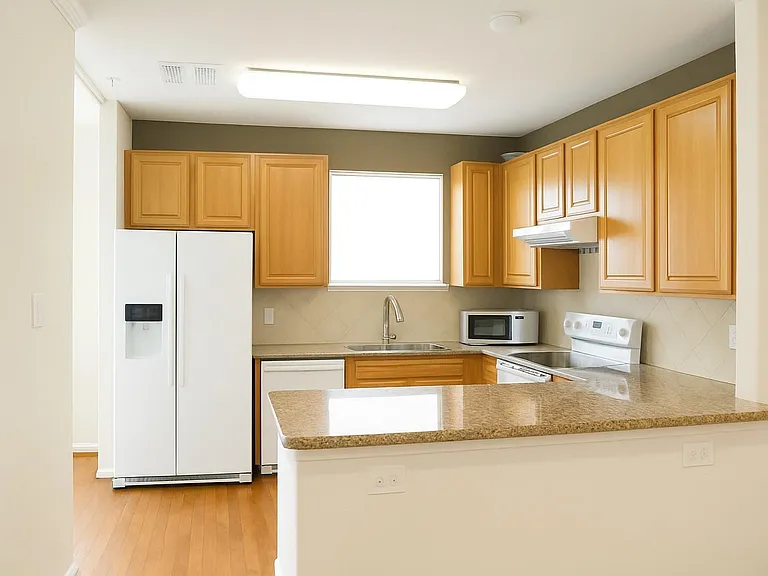 12707 Boheme Dr #906 — Photo 3