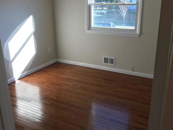 4th image of 5 Oliver Drive