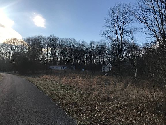 4th image of 125 Harvey White Cemetery Rd