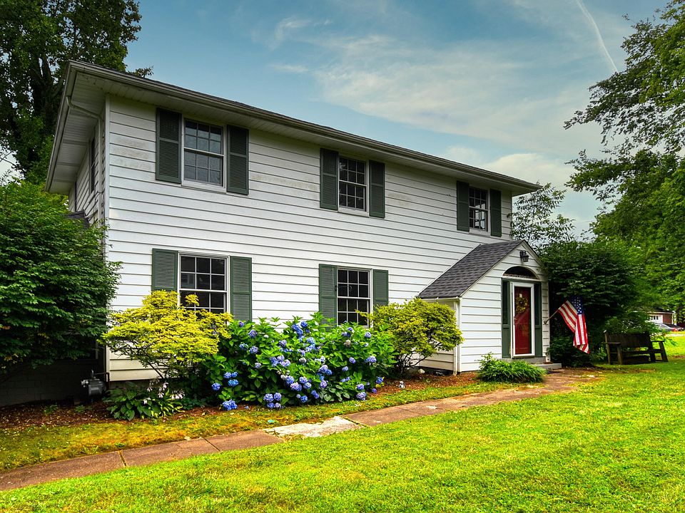 1st image of 3706 Terrace View Dr