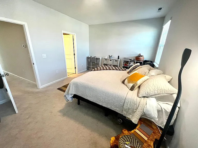 1114 Freeport Dr — Photo 24