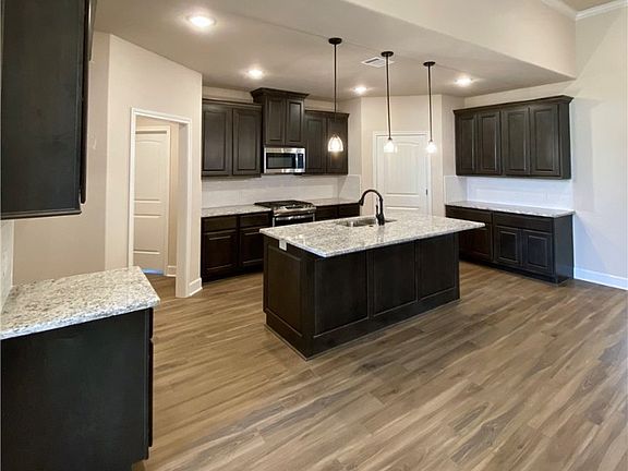 4th image of 1109 Brunswick Ct