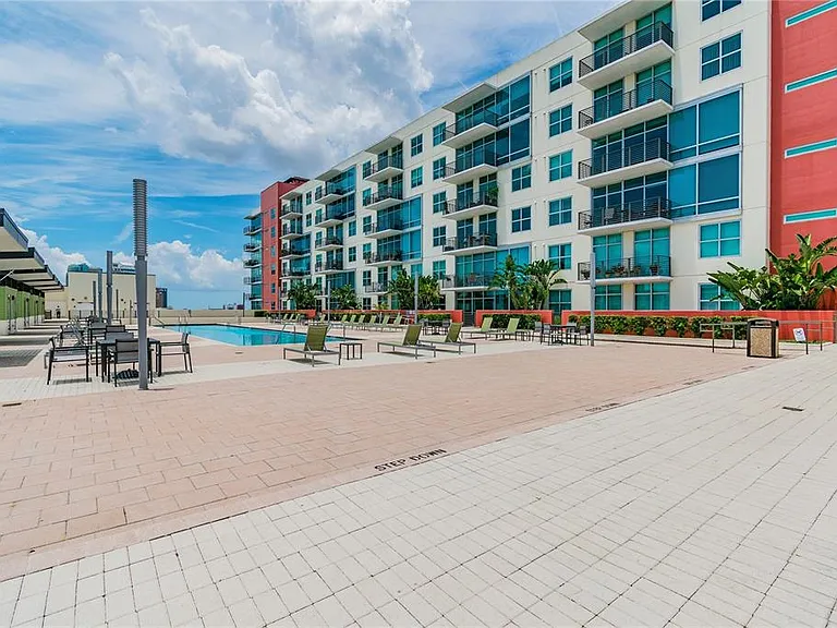 1120 E Kennedy Blvd #612 — Photo 39