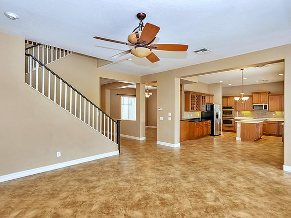 4th image of 1347 E Macaw Ct