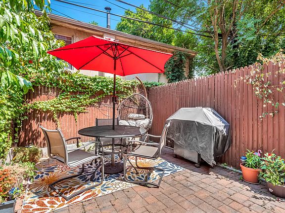 5th image of 216 Eckford St APT 1A