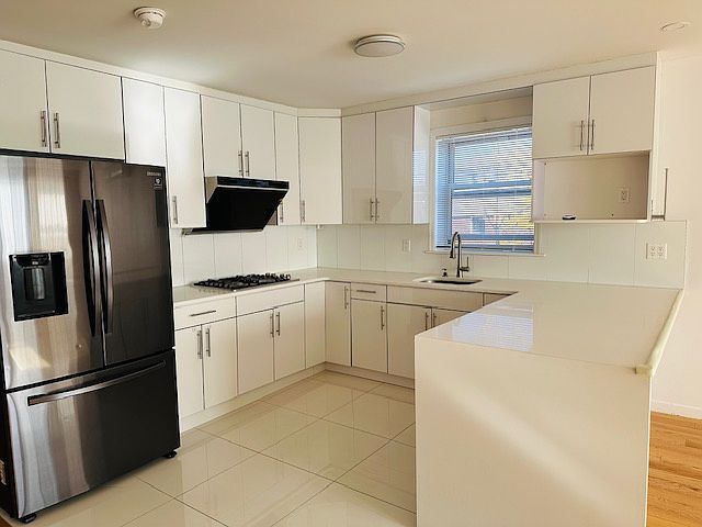 1st image of 14469 28th Ave Floor 1
