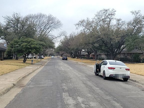 4th image of 7423 Alto Caro Dr