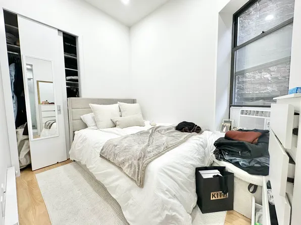 212 East 29th Street image 3 of 8