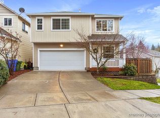 18148 Deloris Ave, Sandy, OR 97055