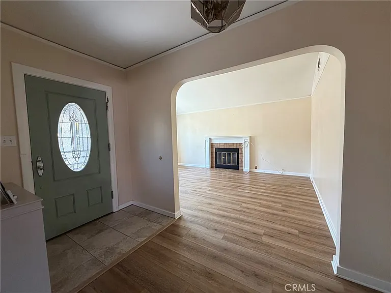 115 S Granada Ave — Photo 3