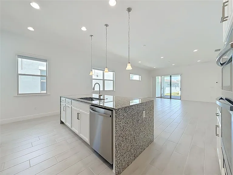 13244 Winterton Ln — Photo 8