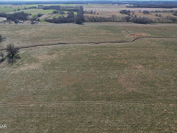 3rd image of TRACT Three 0 Apple Rd