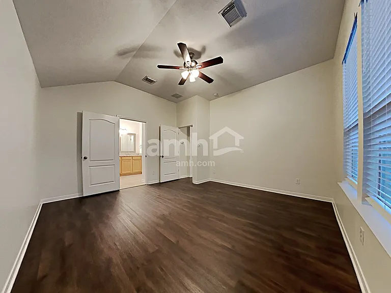 30114 Saw Oaks Dr — Photo 11