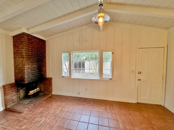 20452 Sun Valley Dr #B, Laguna Beach, CA 92651