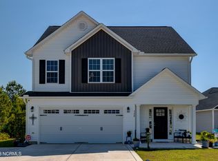 520 Black Pearl Cir, Jacksonville, NC 28546